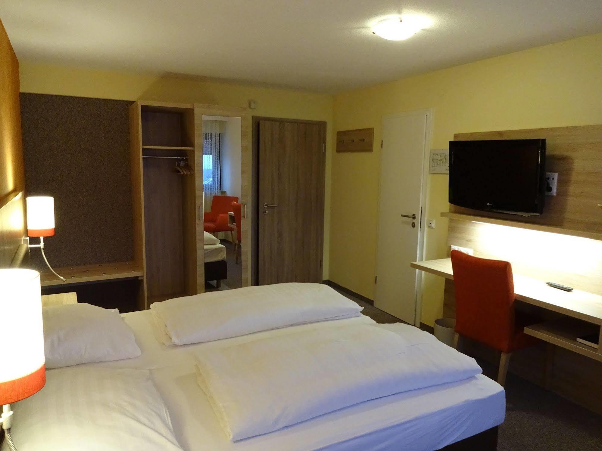 Gasthof Hotel Zum Ross Wertheim Dış mekan fotoğraf
