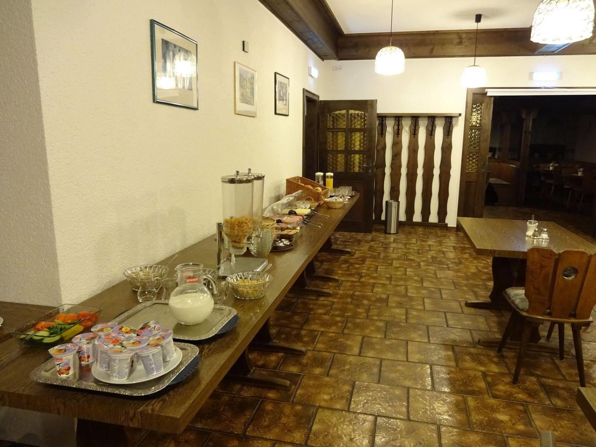 Gasthof Hotel Zum Ross Wertheim Dış mekan fotoğraf